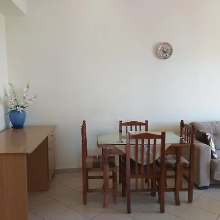 Apartment Ari's 2 *